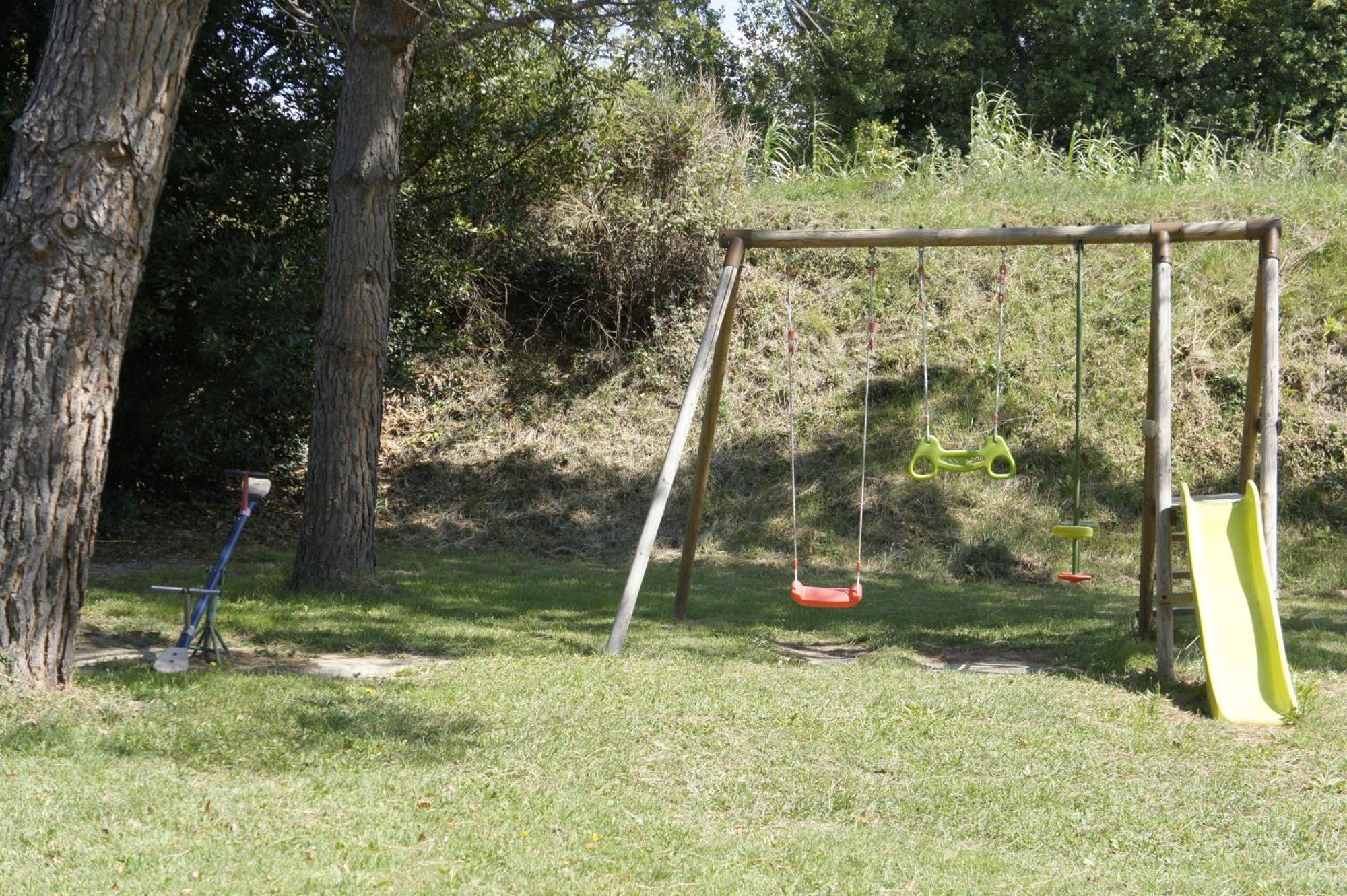 Résidence Les Peupliers Loriol-du-Comtat Esterno foto